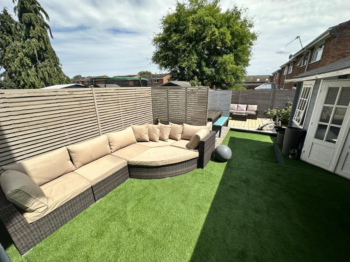 Сasa de vacaciones Fantastic 2-bed House With Parking - Hosted By Hutch Lifestyle